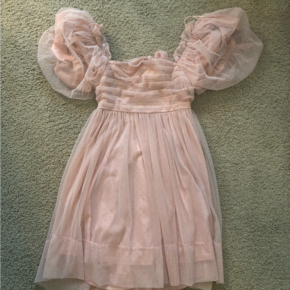 Charming Pink Mini Dress with Puff Sleeves